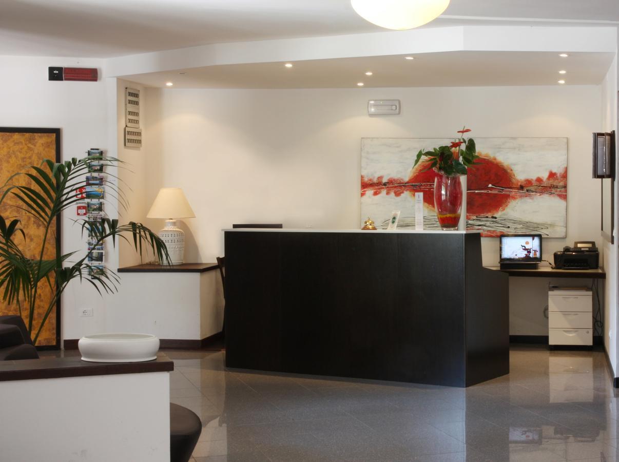 Hotel San Zeno 圣奇诺·迪·蒙塔尼亚 外观 照片